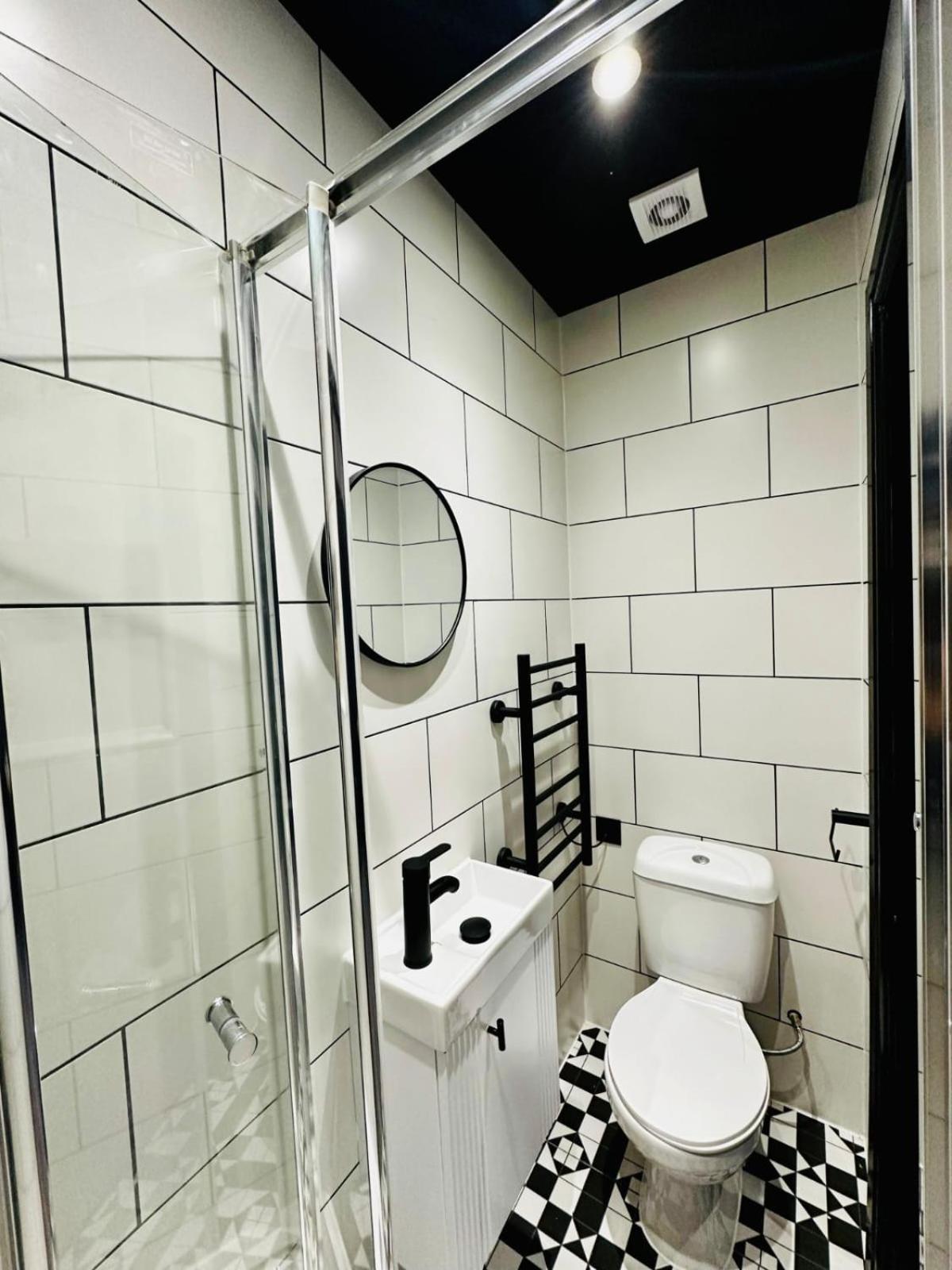 Luxury Studios In The City Centre Londen Buitenkant foto